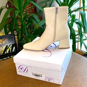 Booties, womens size 10, soft man-made leather